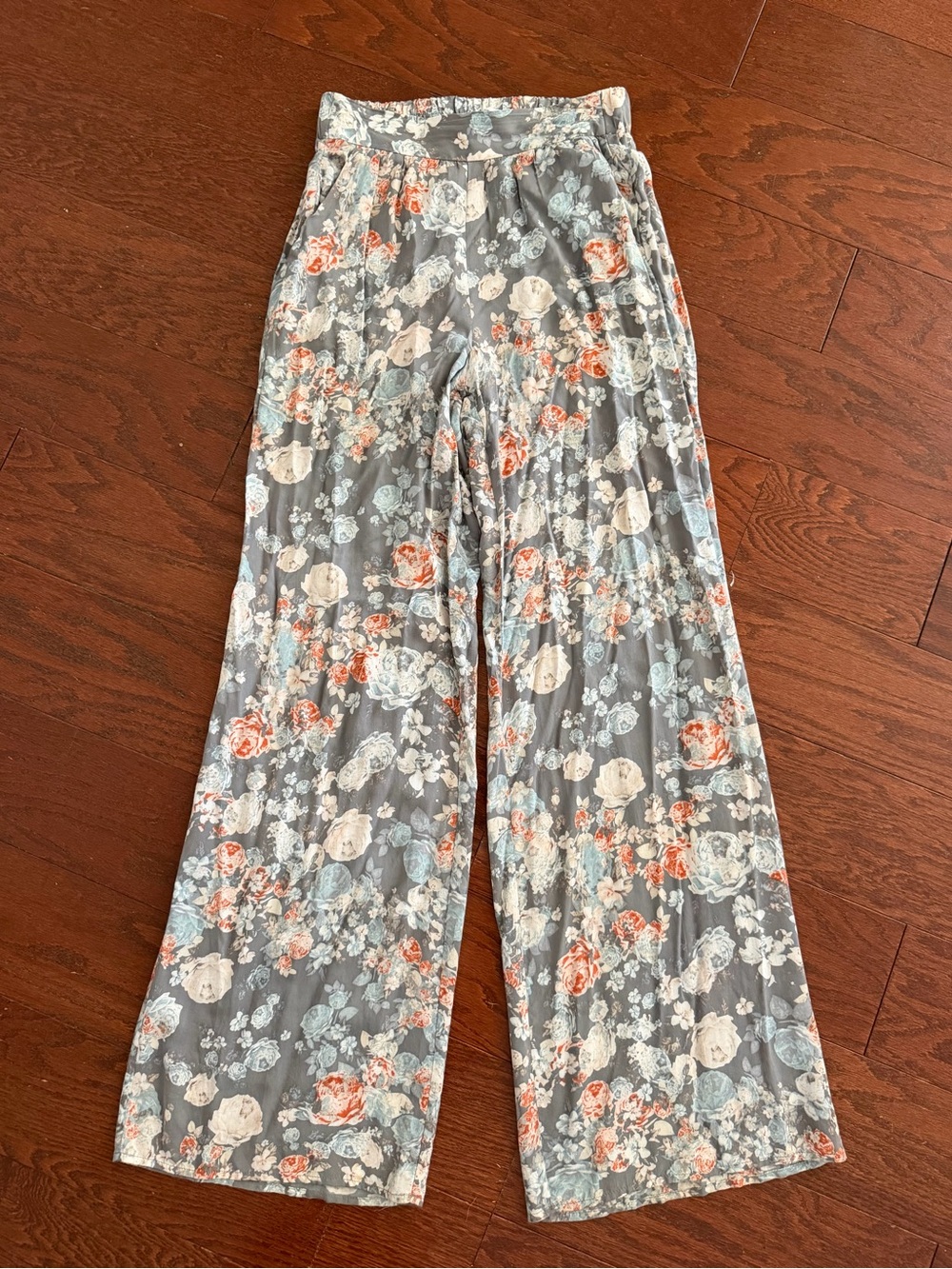 BCBGeneration Gray Floral Wide-Leg Pants